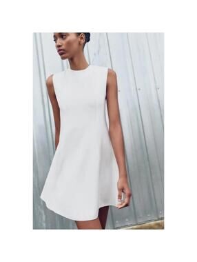 ZARA NWOT WOMENS SHORT FLARED DRESS MADE OF ELASTIC JERSEY IN WHITE-SIZE MEDIUM